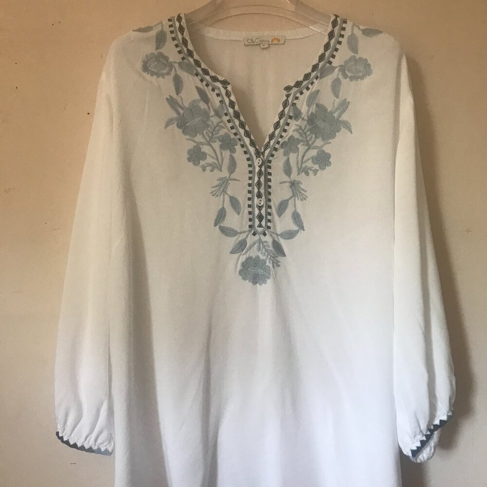 C & C California Tunic Top White with Blue Floral Embroidery Boho Peasant 3XL
